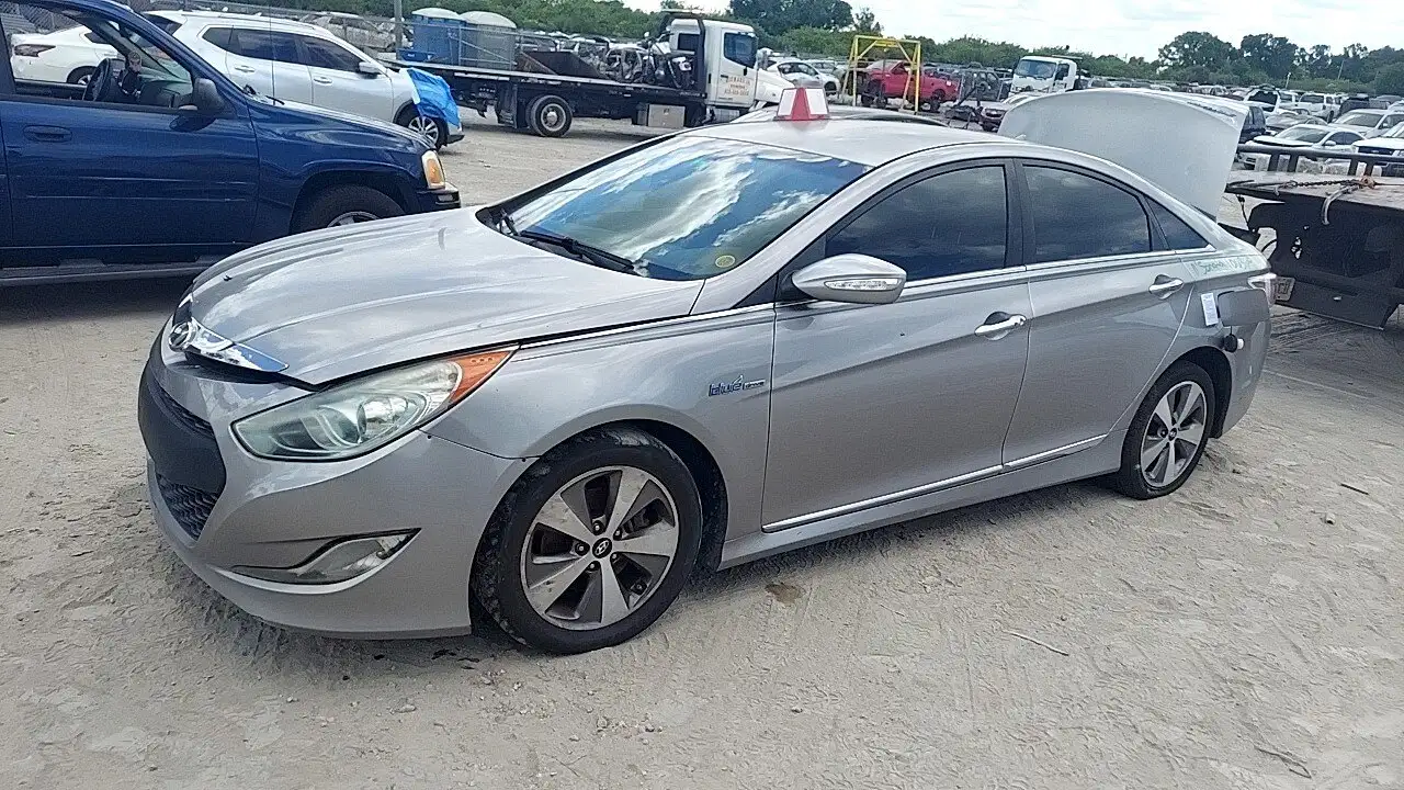 Photo of 2011 Hyundai Sonata