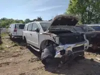 Photo of 2004 Nissan Armada