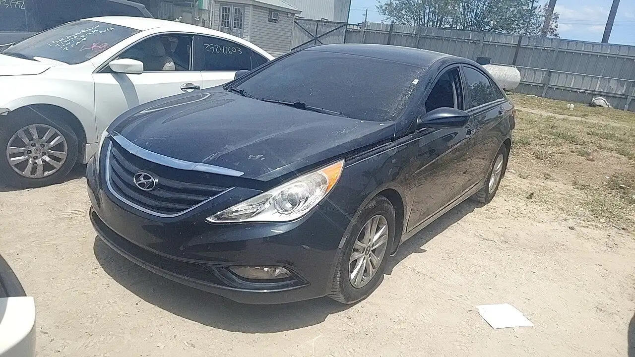 Photo of 2013 Hyundai Sonata
