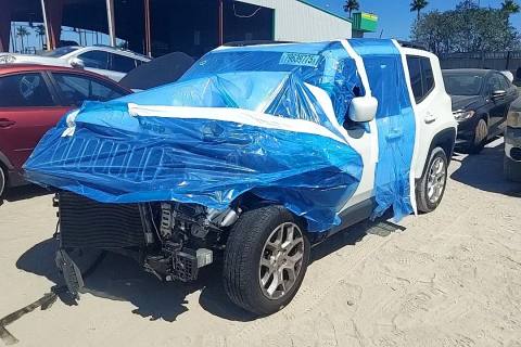 Photo of 2017 Jeep Renegade