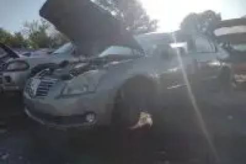 Photo of 2005 Nissan Maxima