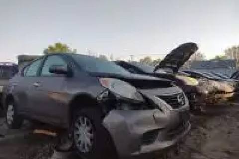 Photo of 2013 Nissan Versa