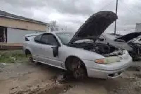 Photo of 2004 Oldsmobile Alero