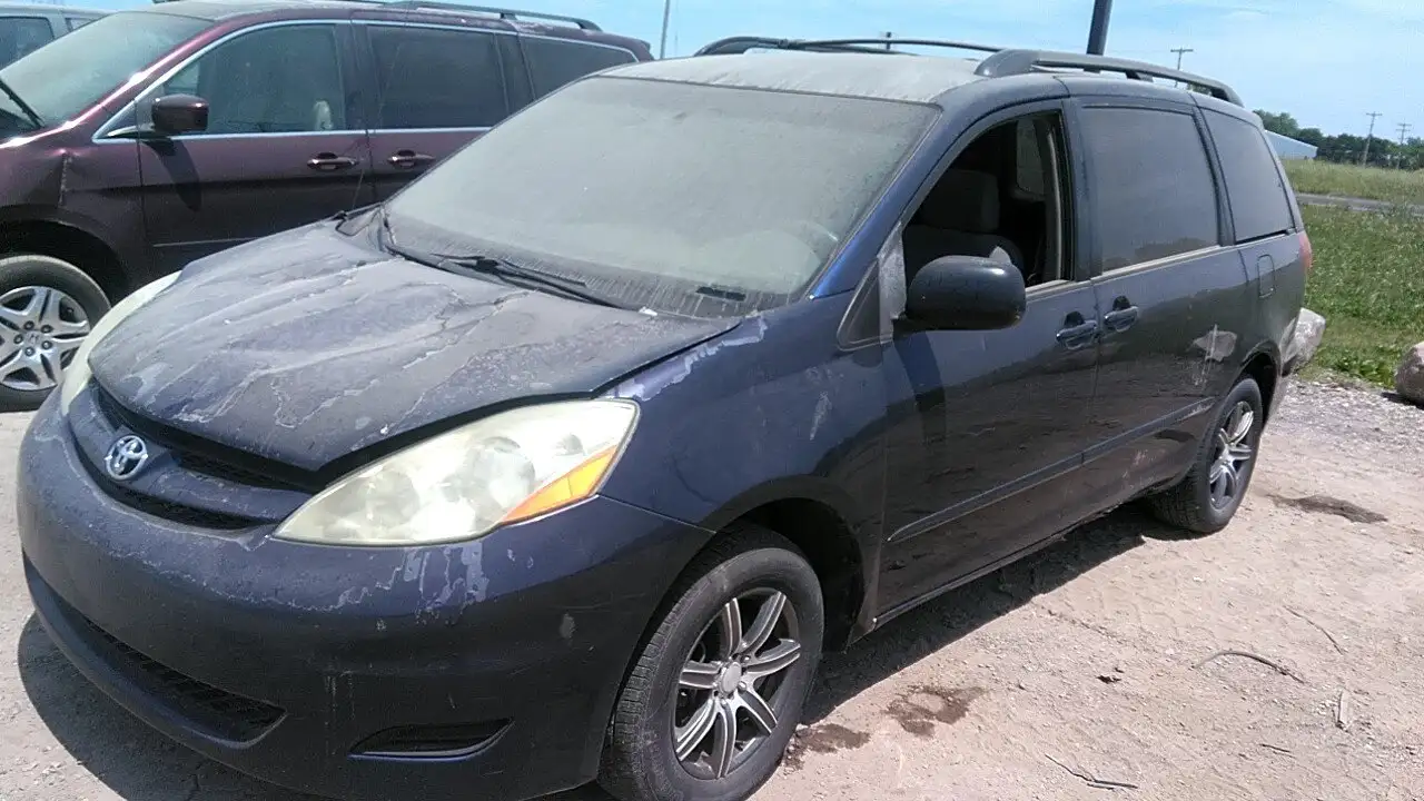 Photo of 2006 Toyota Sienna