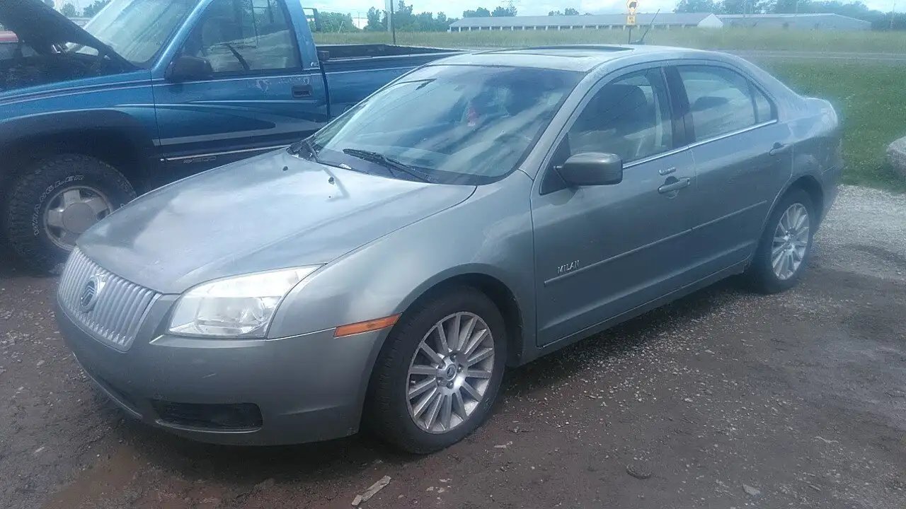 Photo of 2008 Mercury Milan