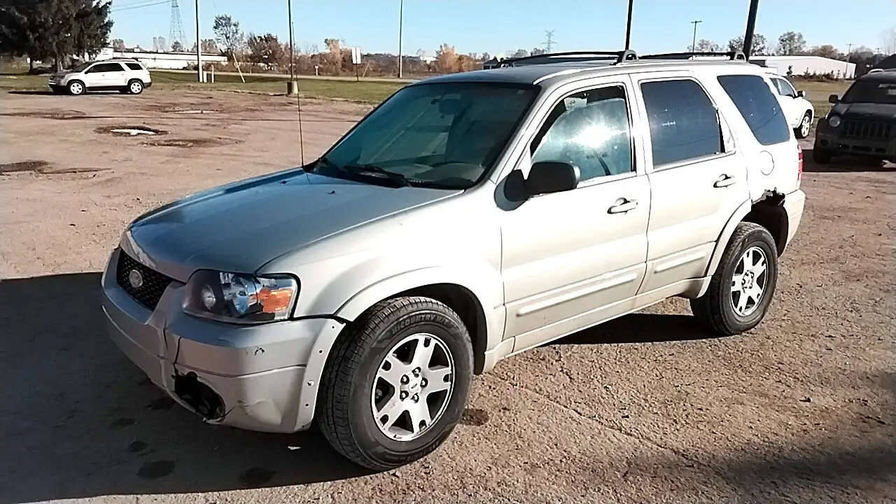 Photo of 2005 Ford Escape