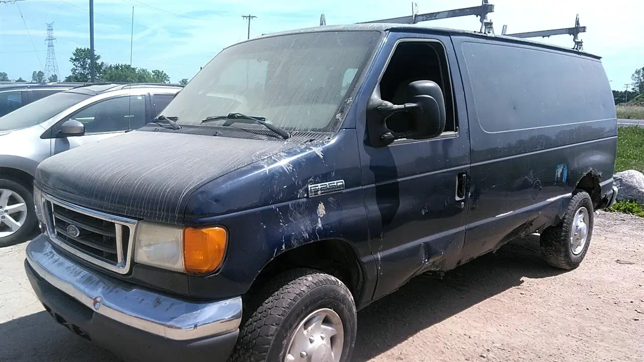 Photo of 2007 Ford E-250