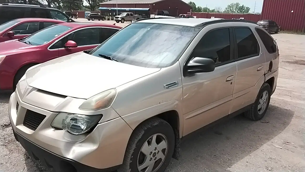 Photo of 2002 Pontiac Aztek