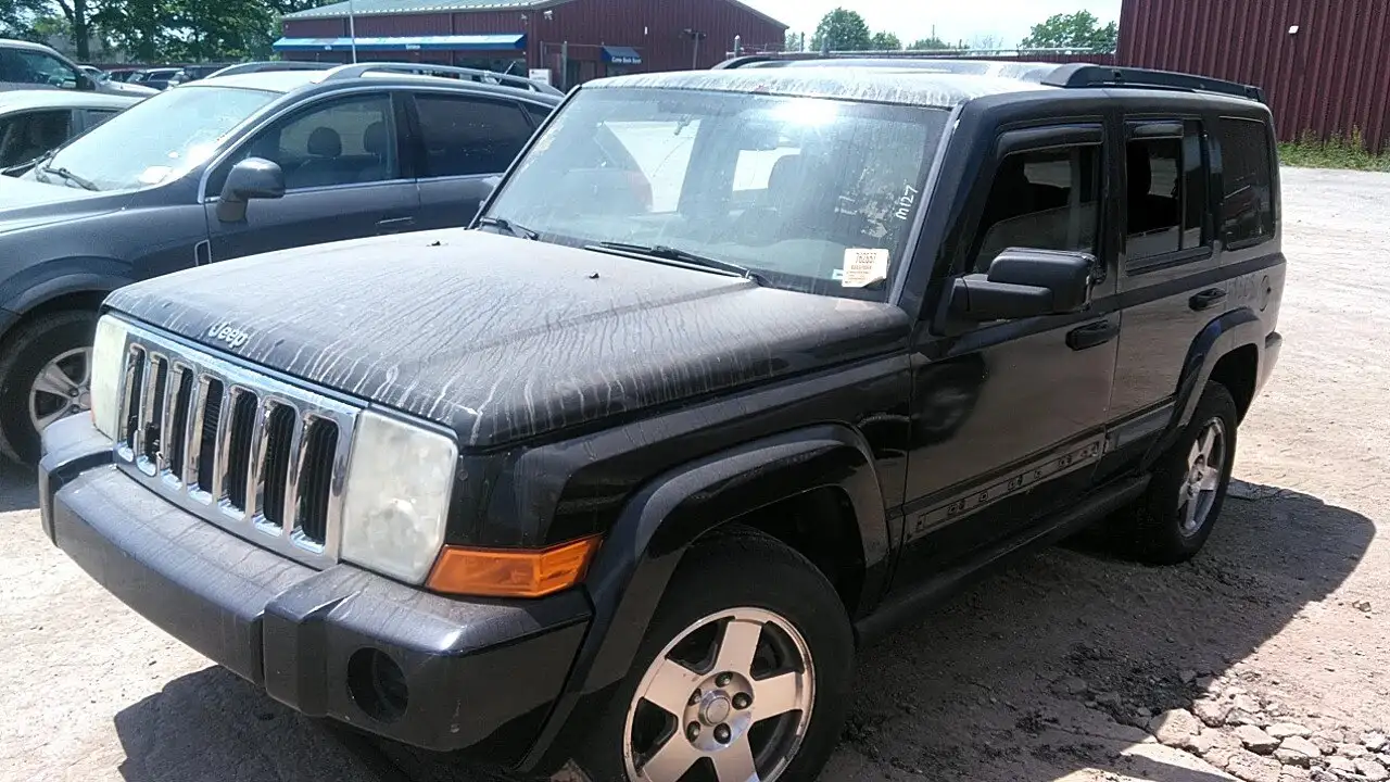 Photo of 2009 Jeep Commander