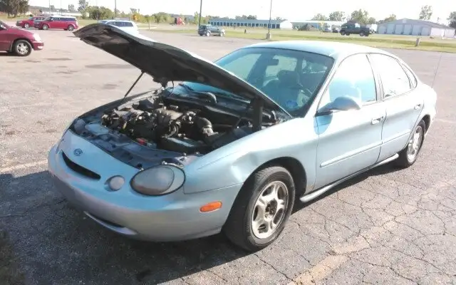 Photo of 1997 Ford Taurus