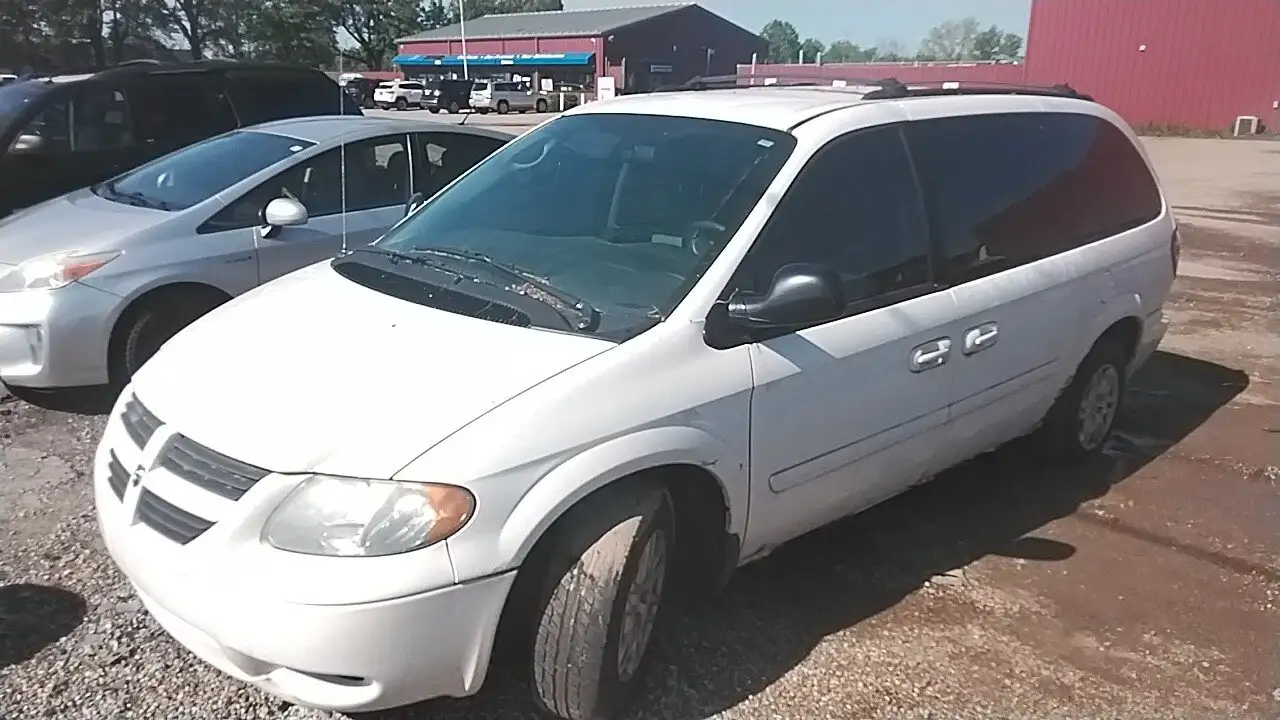 Photo of 2005 Dodge Grand Caravan