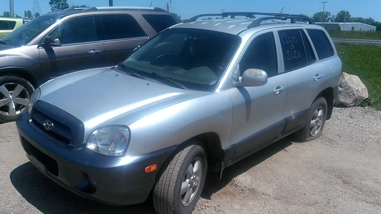 Photo of 2005 Hyundai Santa Fe