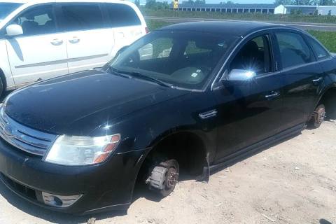 Photo of 2008 Ford Taurus
