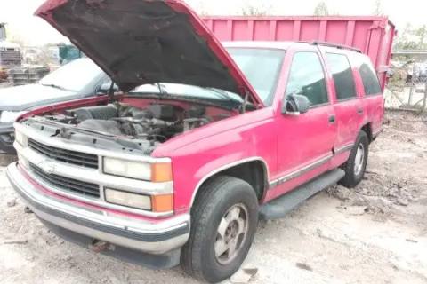 Photo of 1999 Chevrolet Tahoe