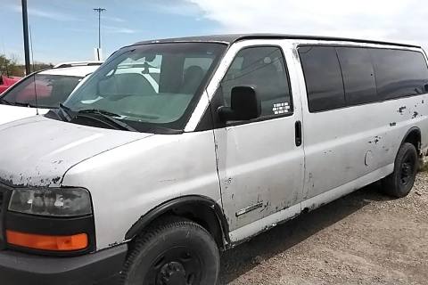 Photo of 2004 Gmc Savana 3500