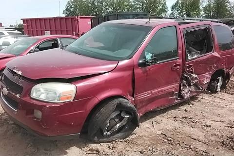Photo of 2005 Chevrolet Uplander