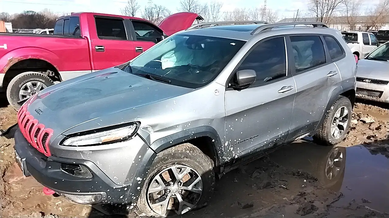 Photo of 2017 Jeep Cherokee