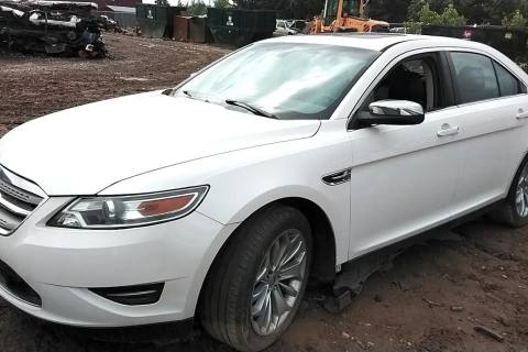 Photo of 2012 Ford Taurus