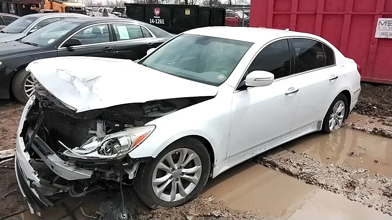 Photo of 2013 Hyundai Genesis