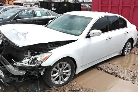 Photo of 2013 Hyundai Genesis
