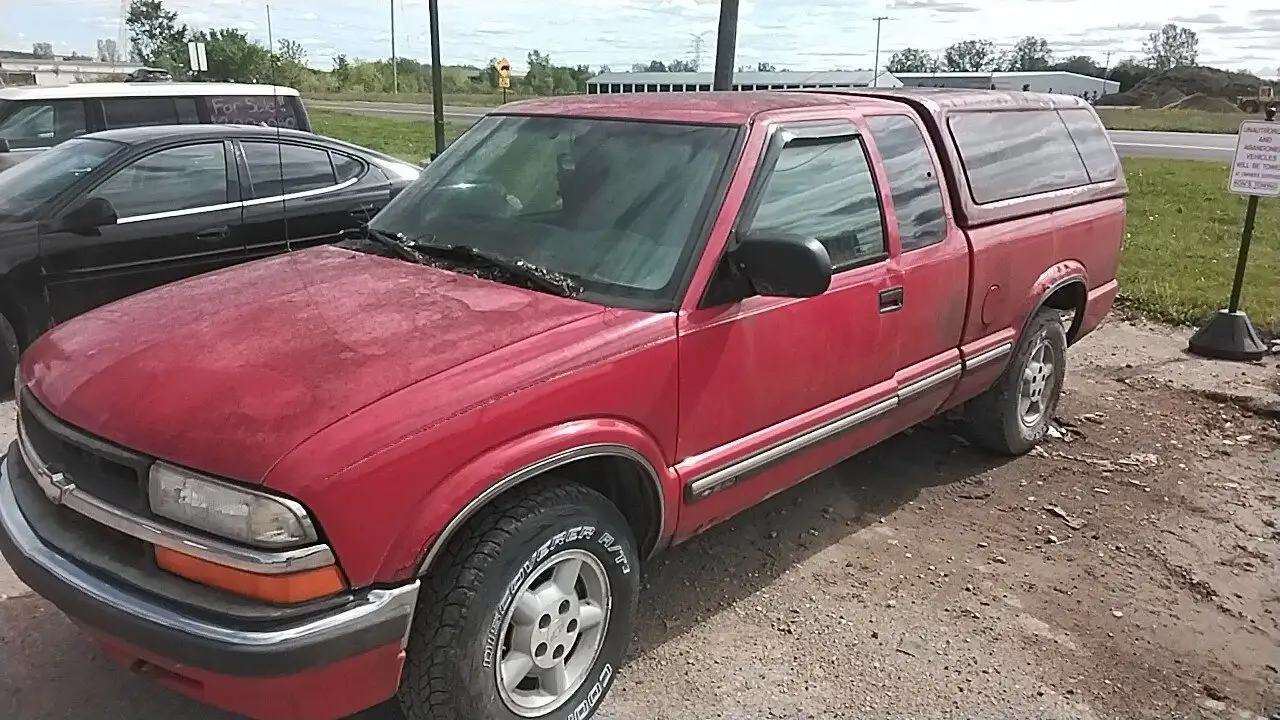 Photo of 2000 Chevrolet S10