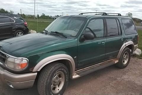 Photo of 2000 Ford Explorer