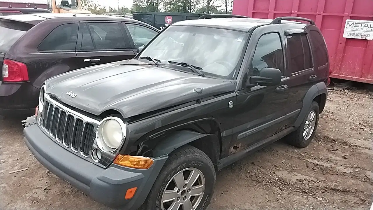 Photo of 2005 Jeep Liberty