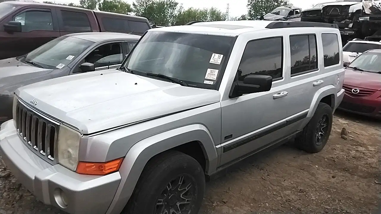 Photo of 2007 Jeep Commander