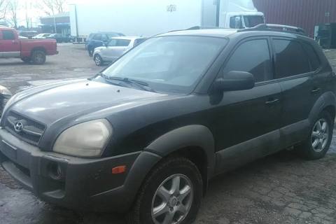 Photo of 2005 Hyundai Tucson