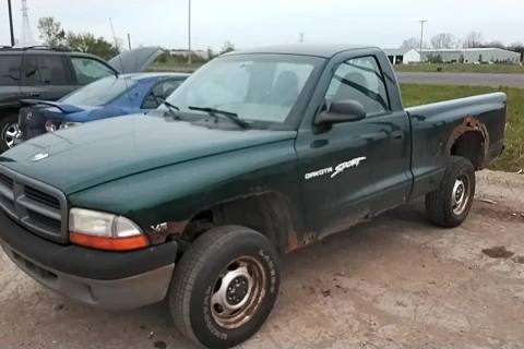 Photo of 2000 Dodge Dakota