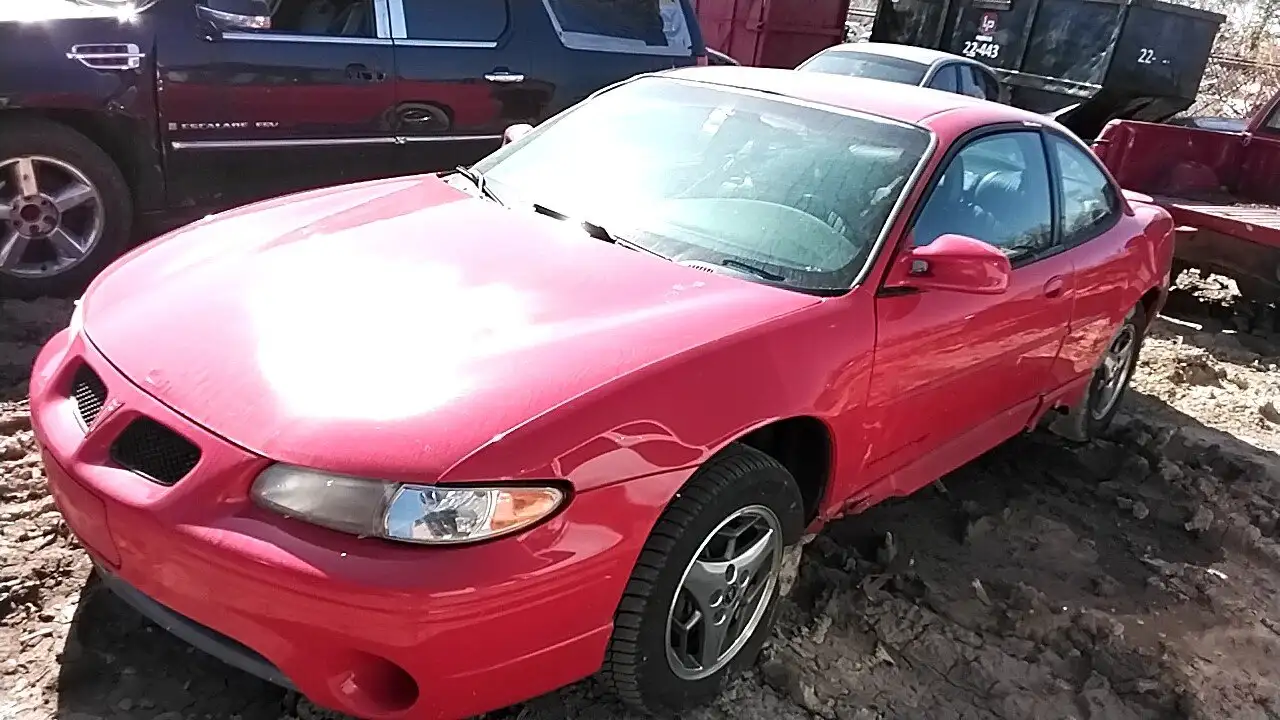 Photo of 2001 Pontiac Grand Prix