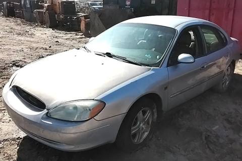 Photo of 2001 Ford Taurus