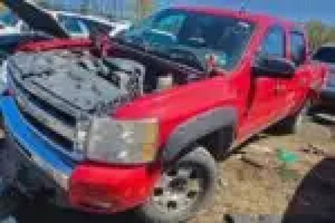 Photo of 2011 Chevrolet Silverado