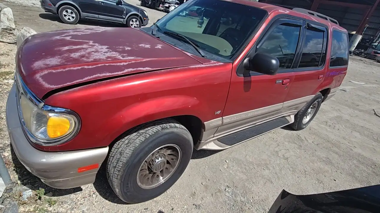 Photo of 2000 Mercury Mountaineer