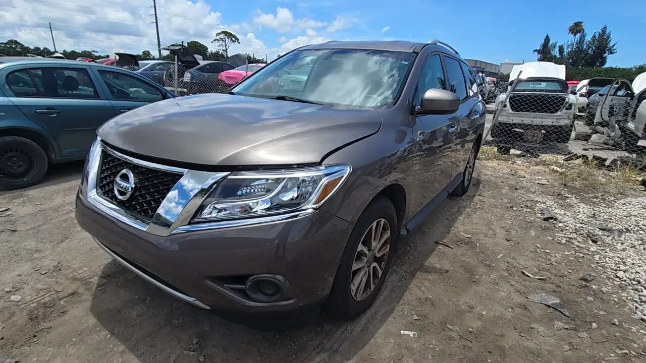 Photo of 2014 Nissan Pathfinder