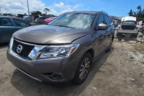 Photo of 2014 Nissan Pathfinder
