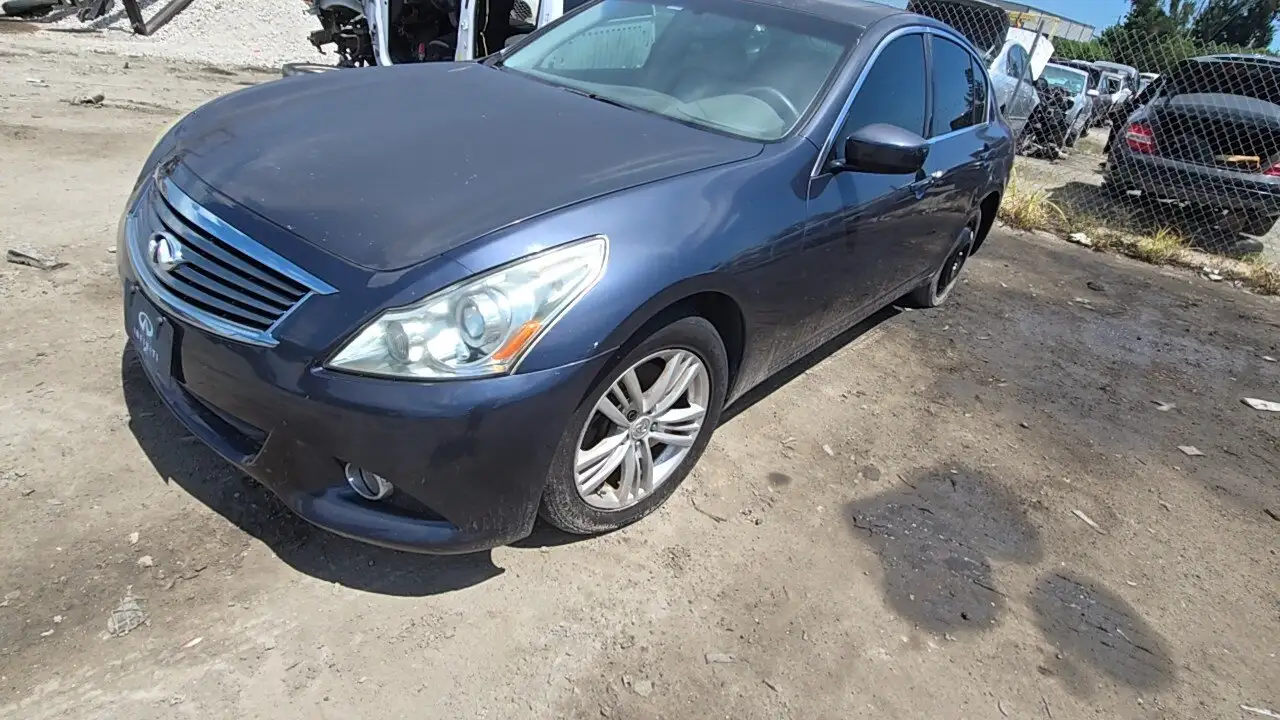 Photo of 2012 Infiniti G37