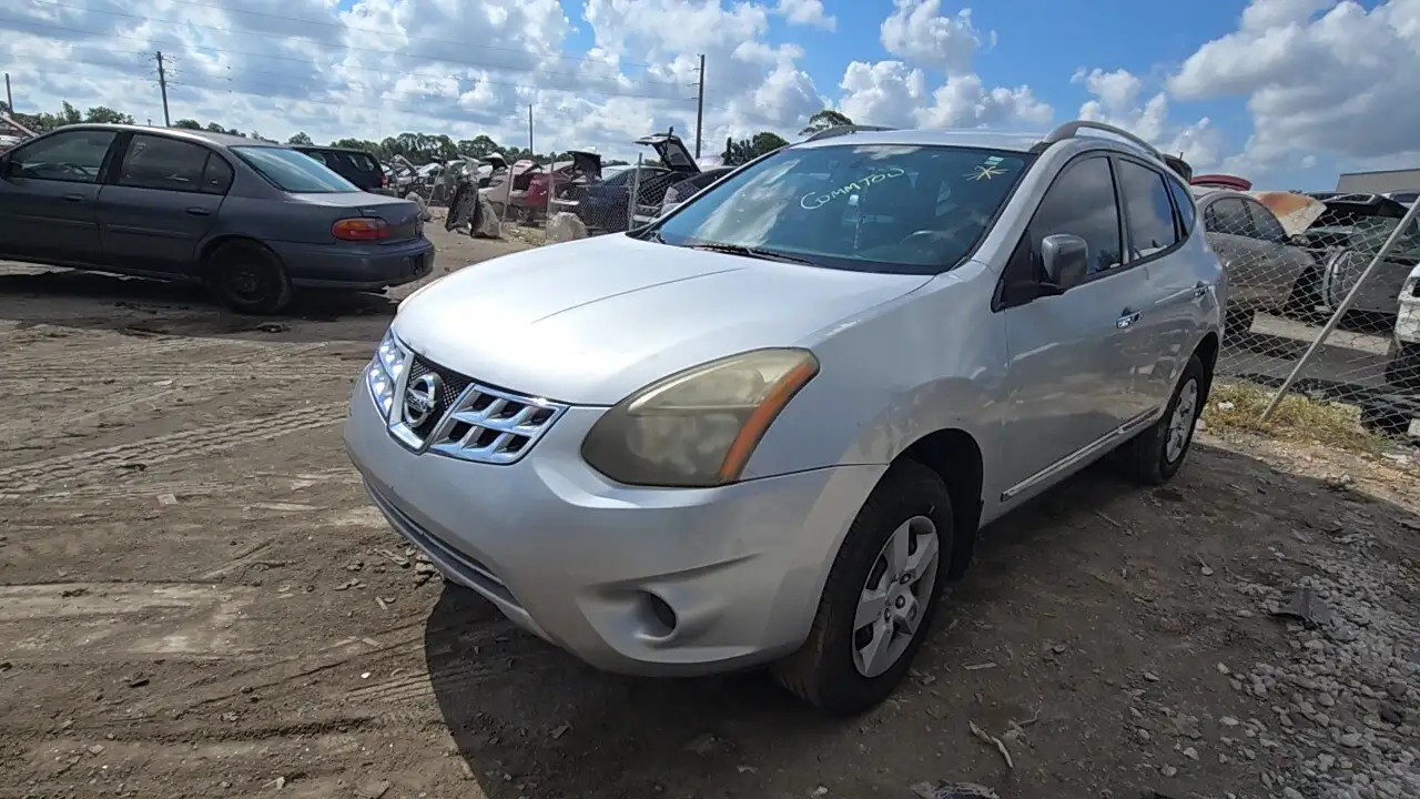 Photo of 2014 Nissan Rogue Select