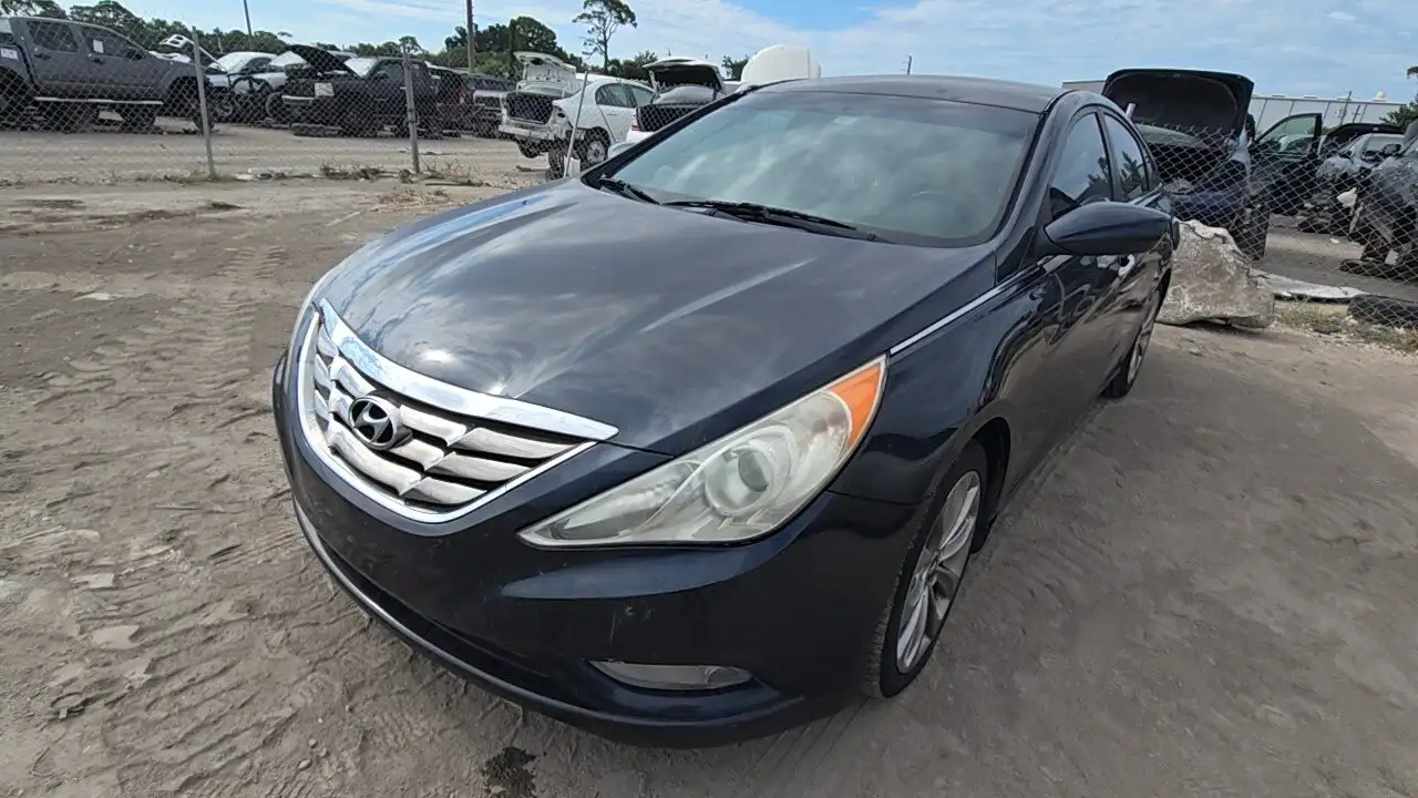 Photo of 2012 Hyundai Sonata