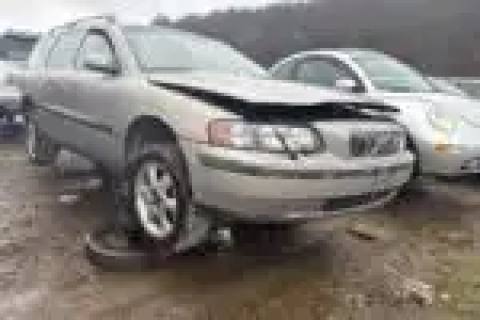 Photo of 2004 Volvo V70