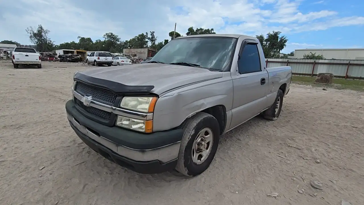 Photo of 2004 Chevrolet Silverado 1500