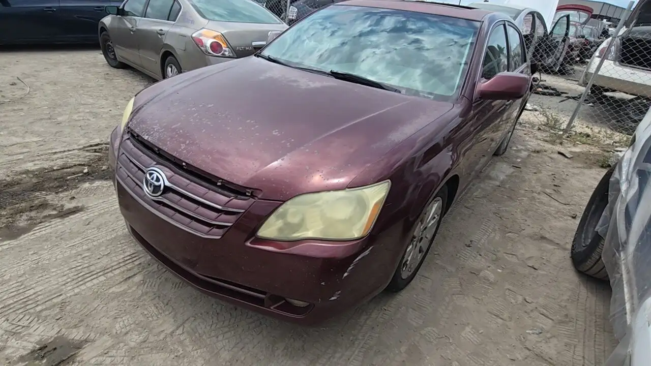 Photo of 2006 Toyota Avalon