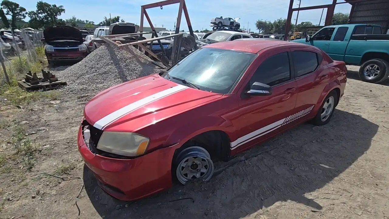 Photo of 2013 Dodge Avenger