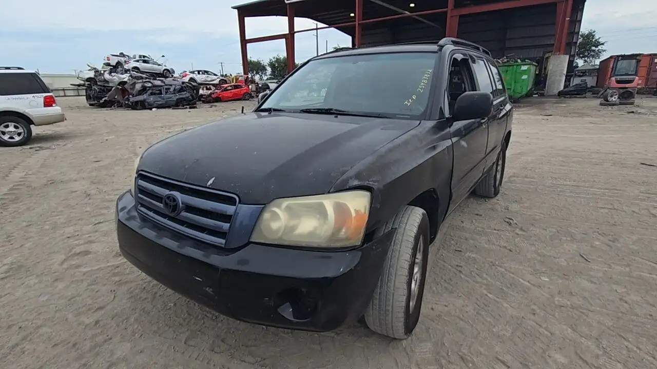 Photo of 2005 Toyota Highlander