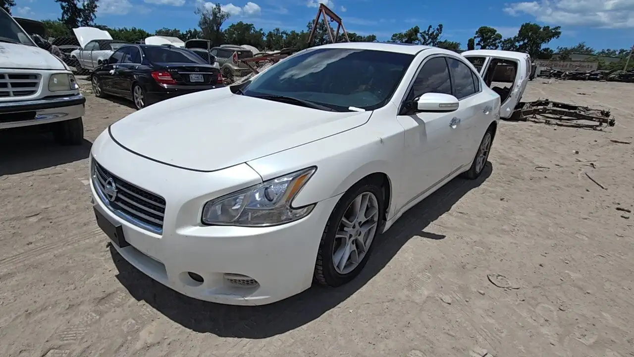 Photo of 2010 Nissan Maxima
