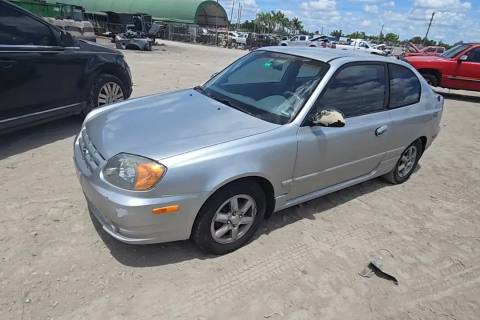 Photo of 2004 Hyundai Accent