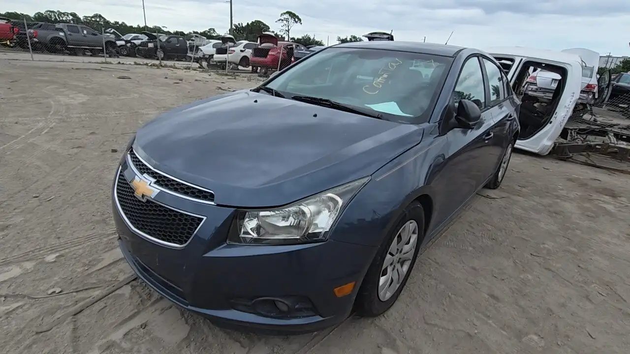 Photo of 2013 Chevrolet Cruze