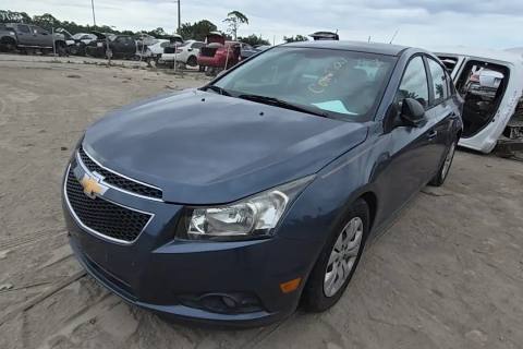 Photo of 2013 Chevrolet Cruze