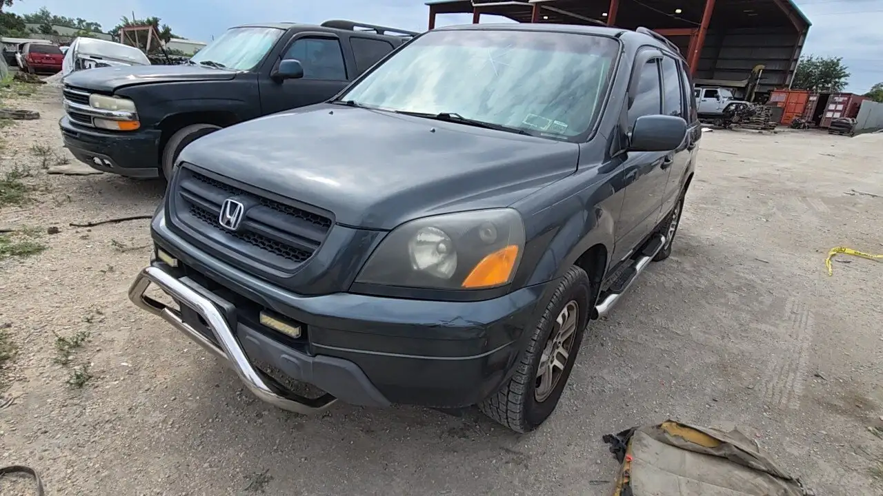 Photo of 2004 Honda Pilot