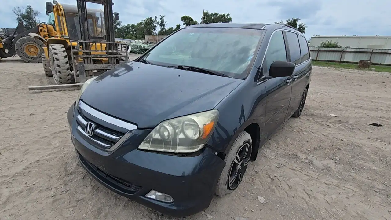 Photo of 2005 Honda Odyssey